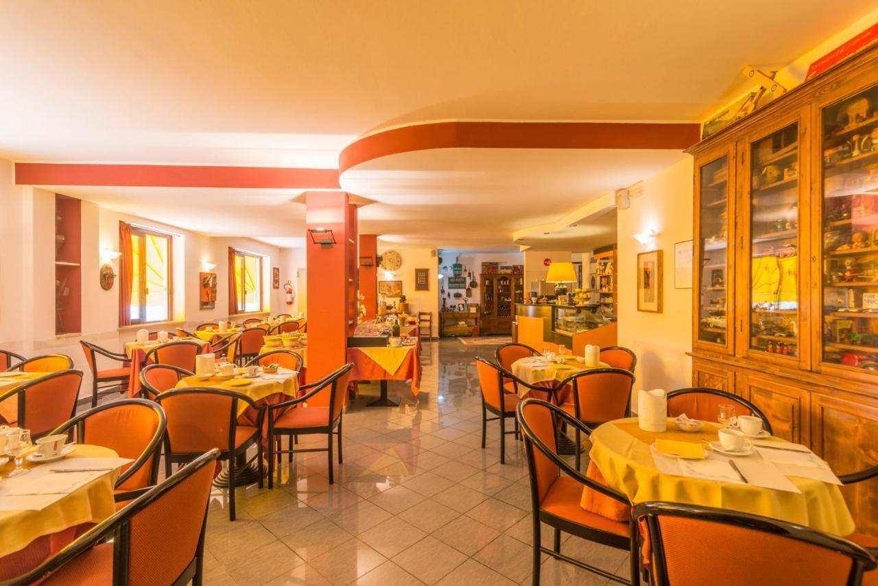 Hotel Le Rocce Magione Exterior photo