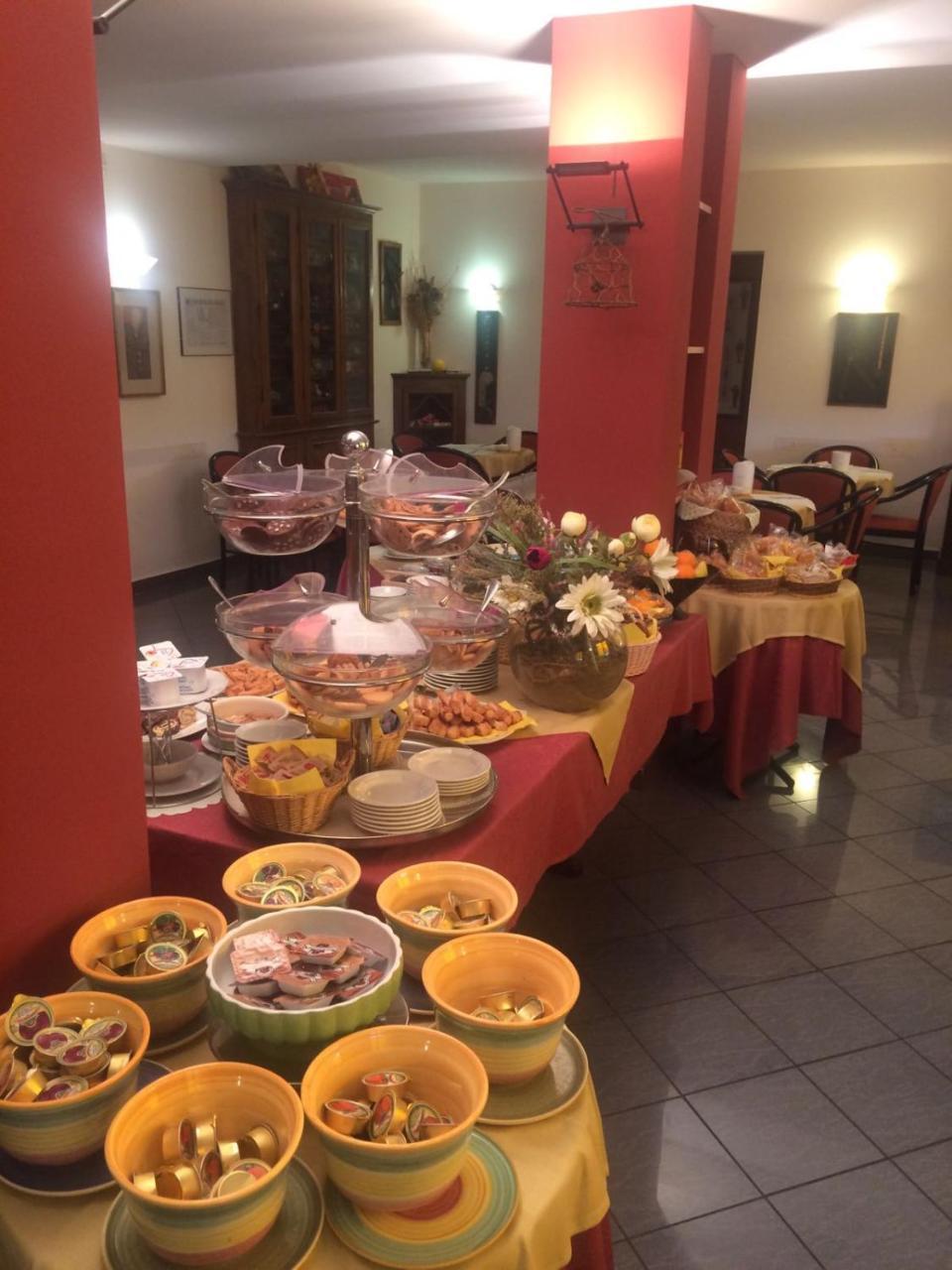 Hotel Le Rocce Magione Exterior photo